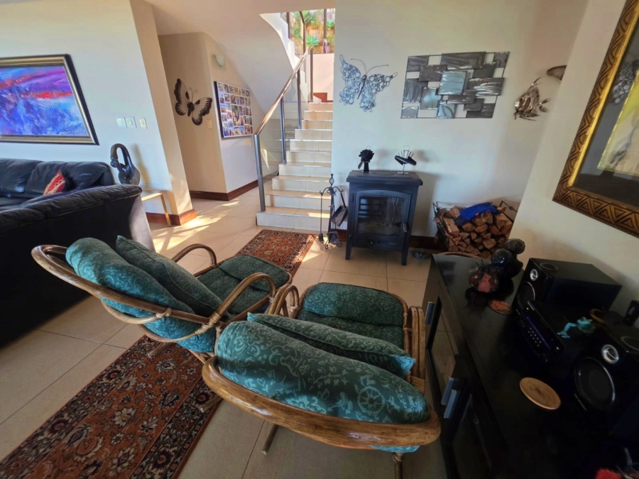 4 Bedroom Property for Sale in Constantia Kloof Western Cape